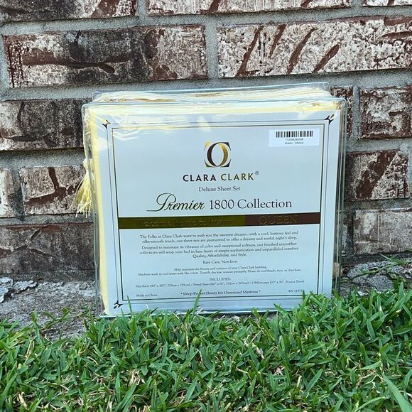 NEW 1800 Thread Count: YELLOW Color, Deep Pockets, Premier 4 Piece Bed Sheet Set - Picture 2 of 2